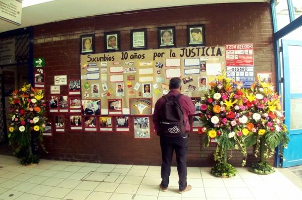 Mural enu00a0u00a0Universidad Nacional Autu00f3noma de Mu00e9xico (UNAM) tras cumplirse los 10 au00f1os de bombardeo en Angostura.u00a0
